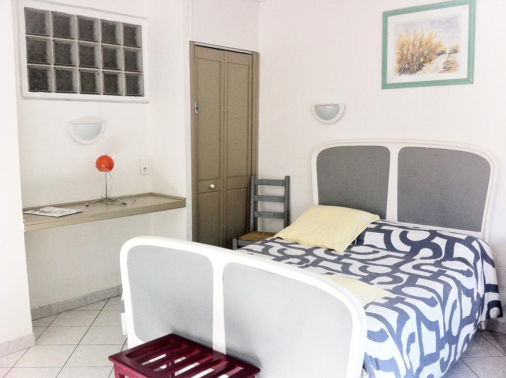 Hotel Residence Larroque Caussade Δωμάτιο φωτογραφία